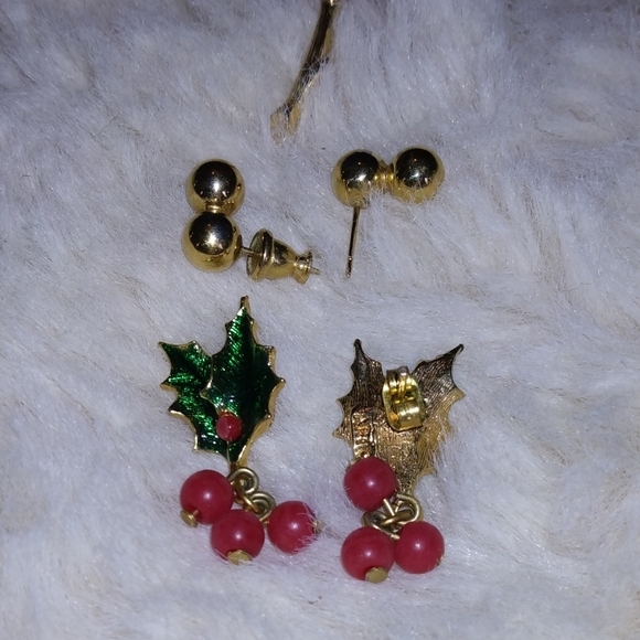 Elegant Gold and Green Floral Jewelry Set - Picture 4 of 8